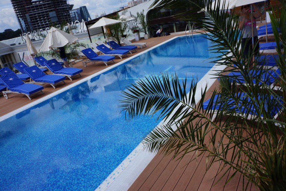 Rose Bar Крокус Сити бассейн