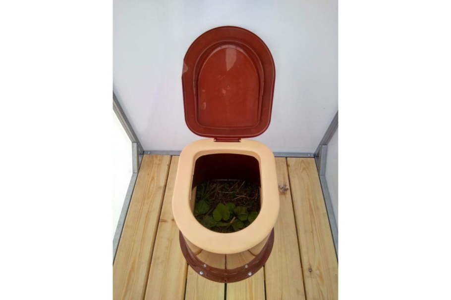 Туалет дачный накладной пласт 10266