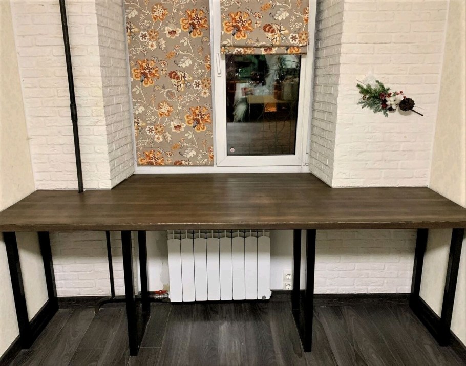 Стол под подоконник на кухню