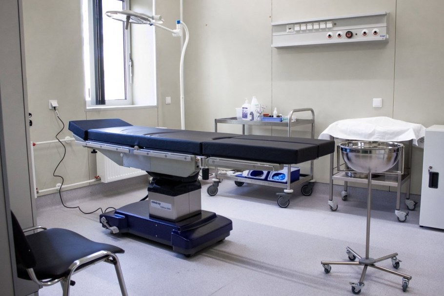 Стол операционный STARTECH St-d.i