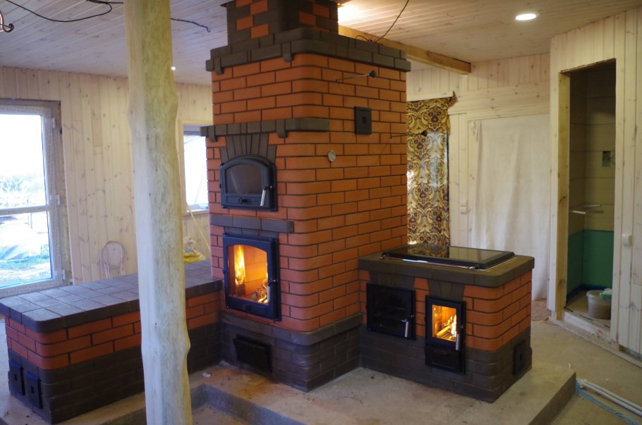 Кухонная печь на дровах из кирпича