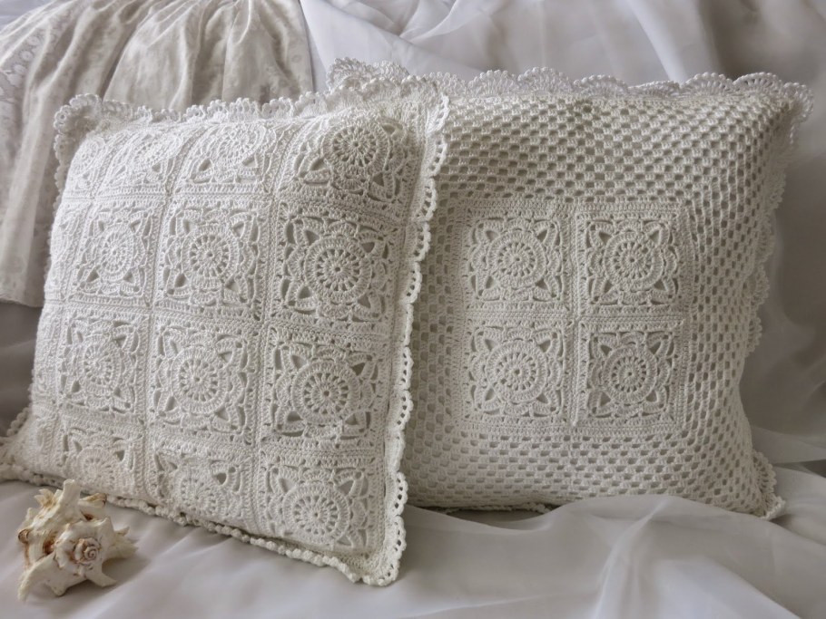 Вязаные наволочки на подушки