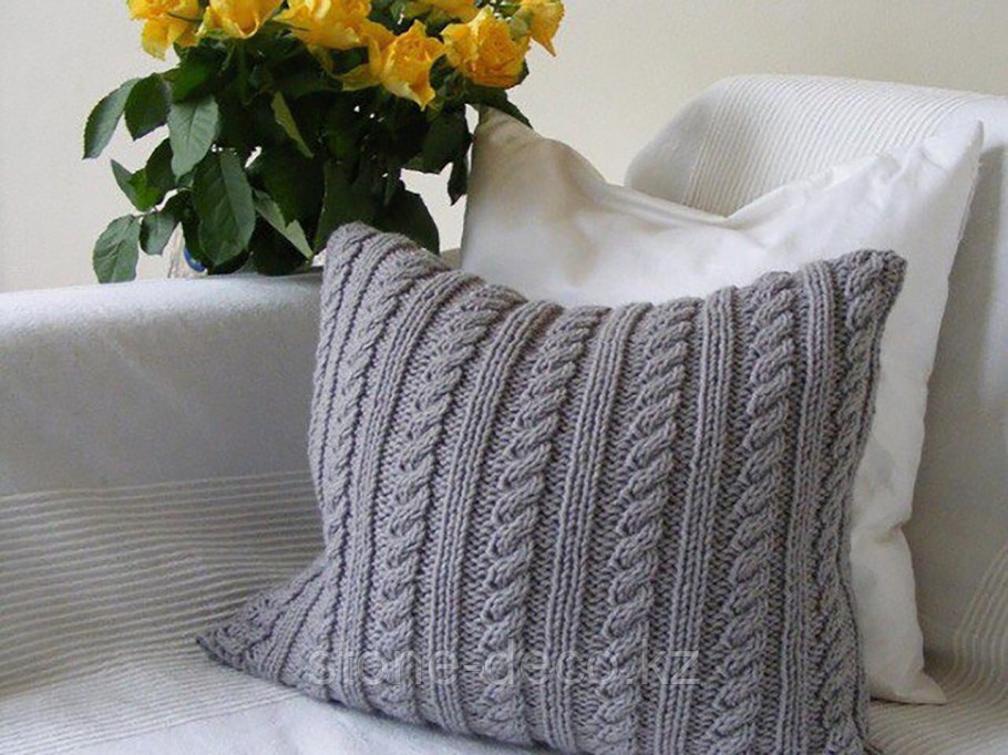 Вязаные подушки