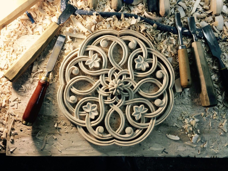 Ислими резьба по дереву