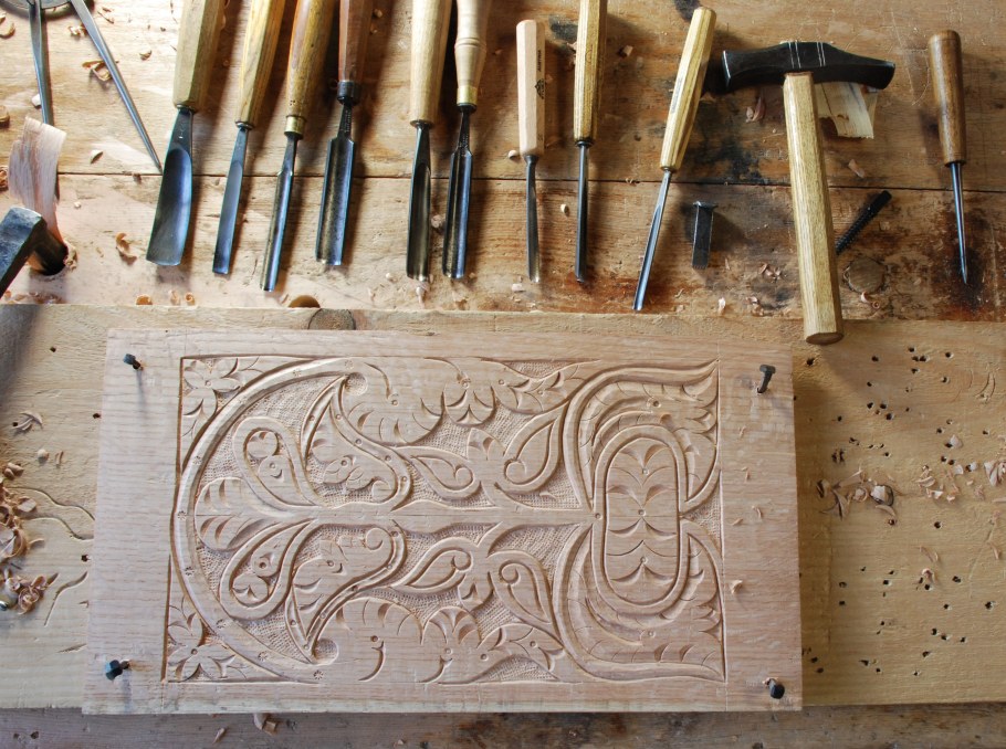 Торцевая резьба по дереву