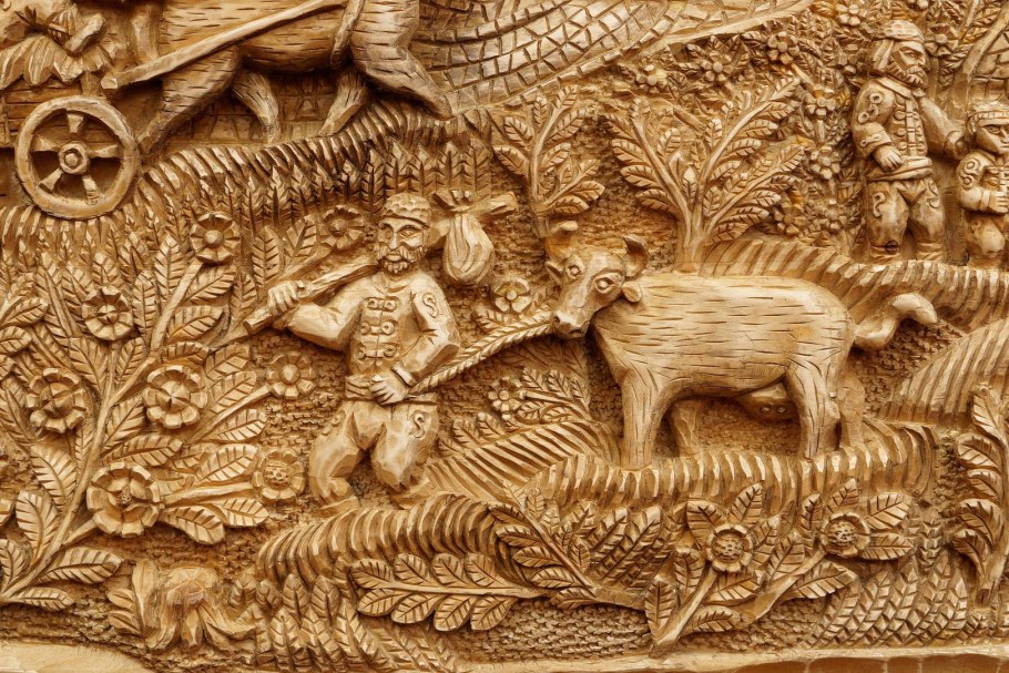 Декоративная резьба по дереву