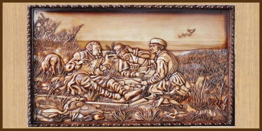 Сюжетные панно из дерева