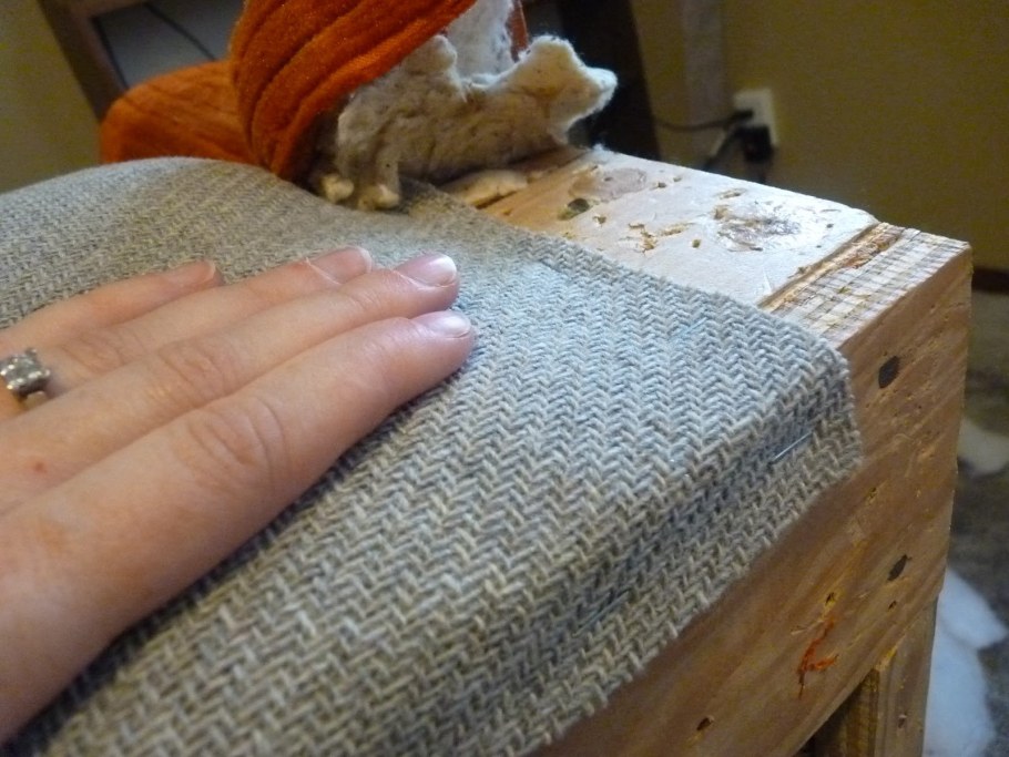 Пошив чехлов на диван