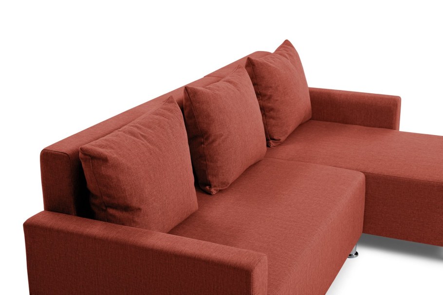 Диван цвета слоновой кости