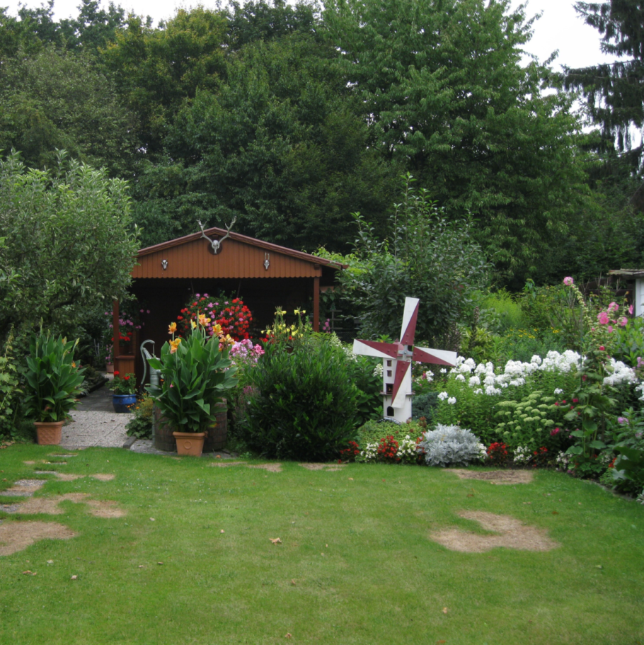 Яркие Деревенские домики