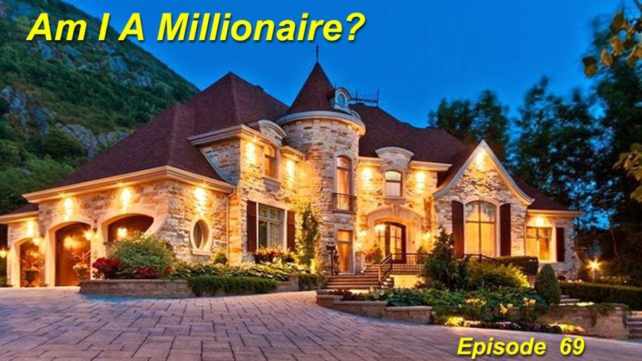 Современный дом в стиле замка