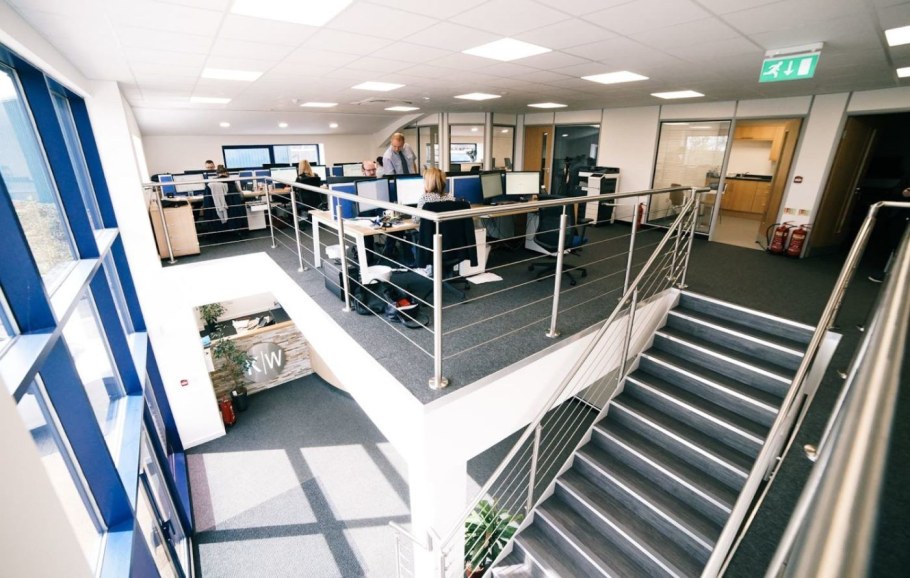 Мезонин офис на складе