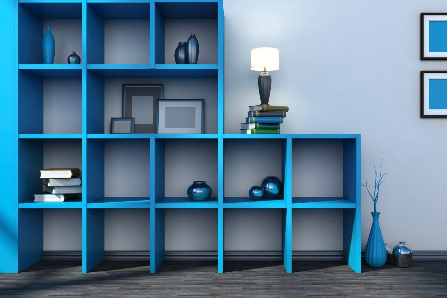 Стеллаж в комнату белый