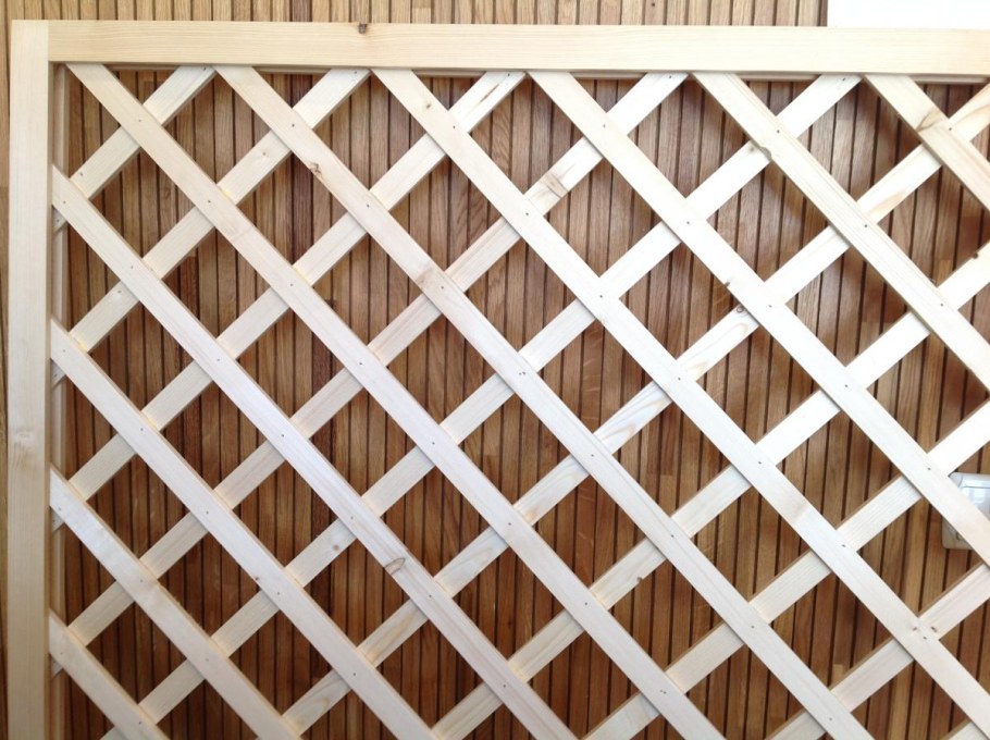 Решетка деревянная RLW 300_4200