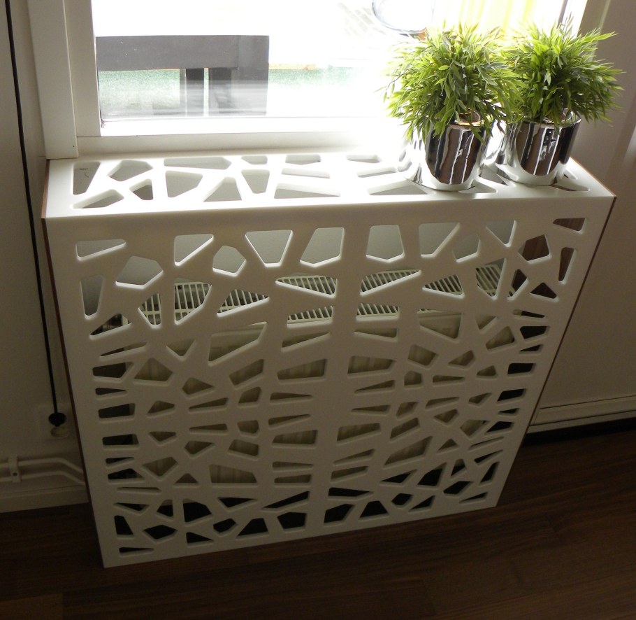 Декоративный экран для радиатора