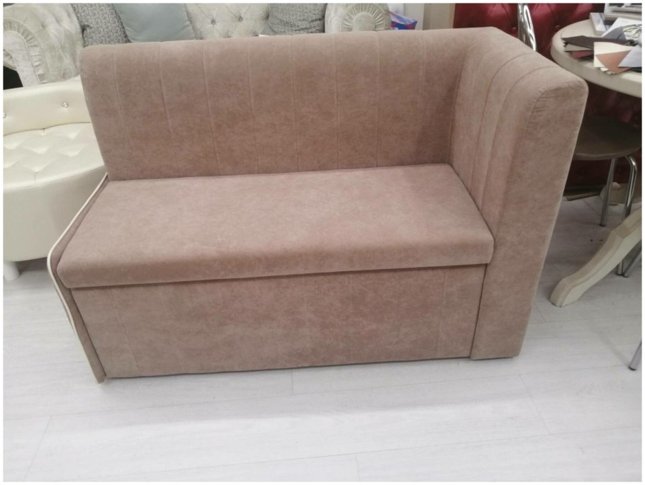 Диван из материала Антикоготь