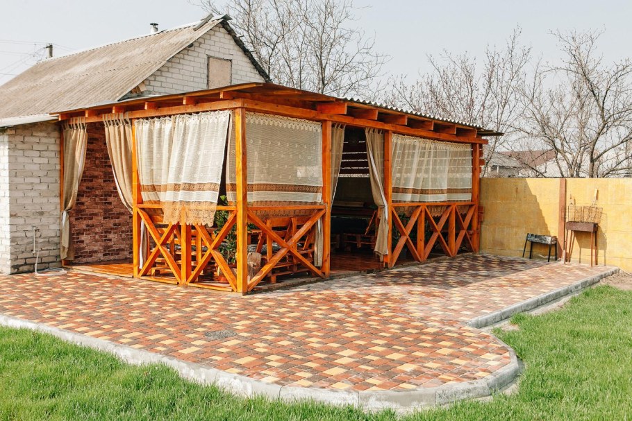 Баня с беседкой