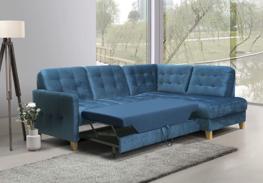 Диван форвард 8 марта