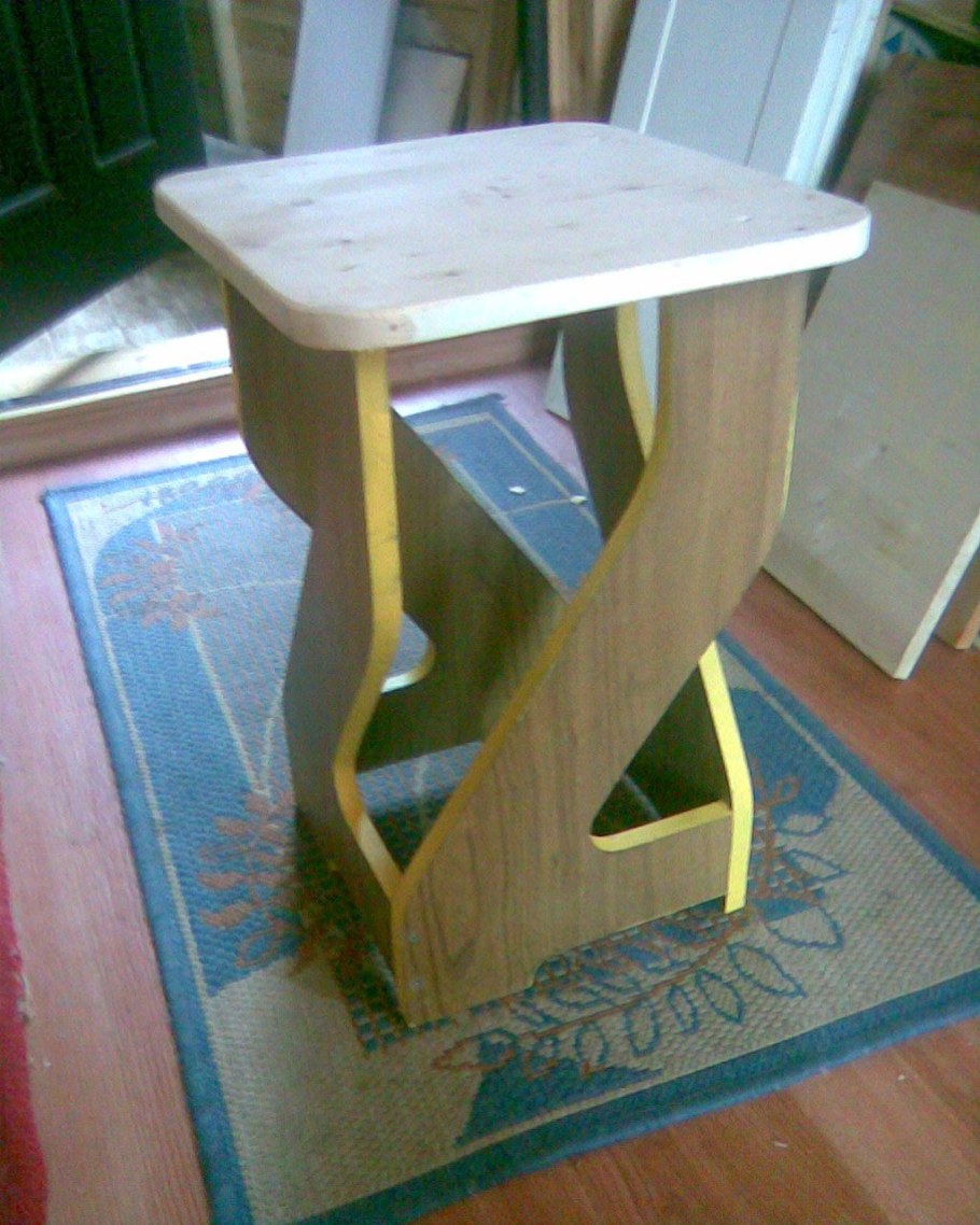 Табурет из ДСП