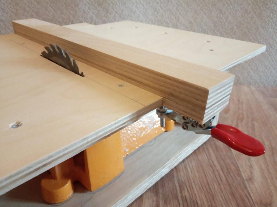 Чертеж машинки из картона