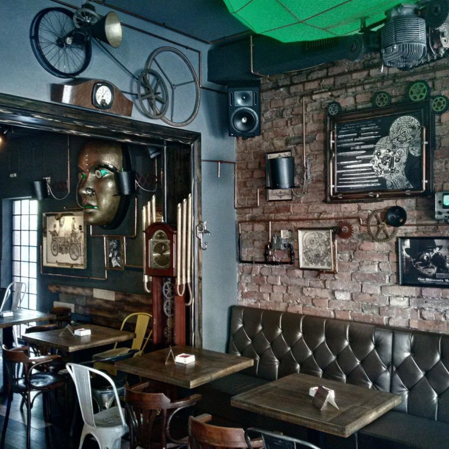 Кафе в стиле стимпанк в Москве
