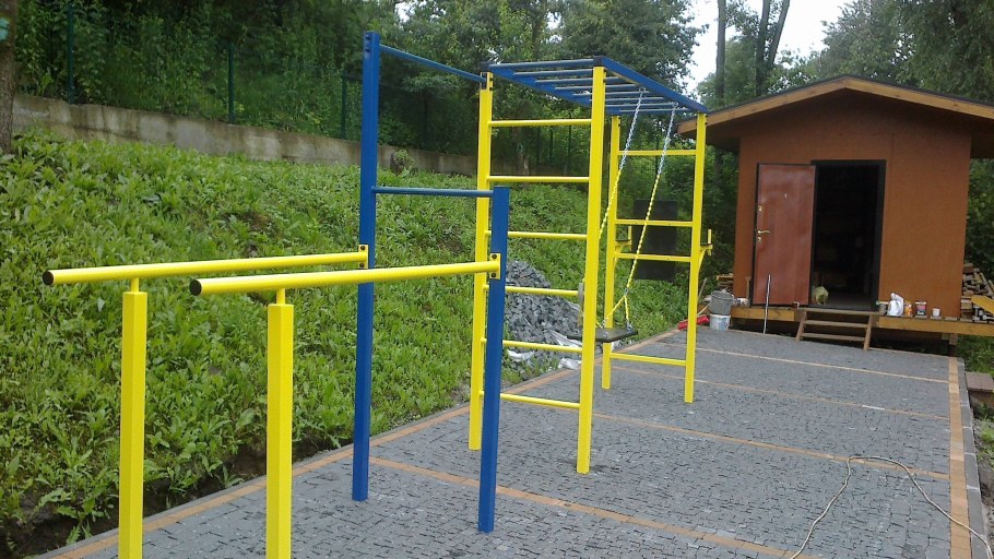 Спортивная площадка для дачи