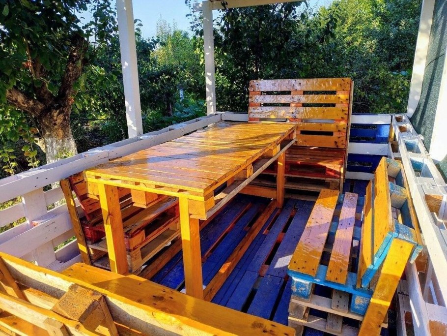 Беседку палеттами