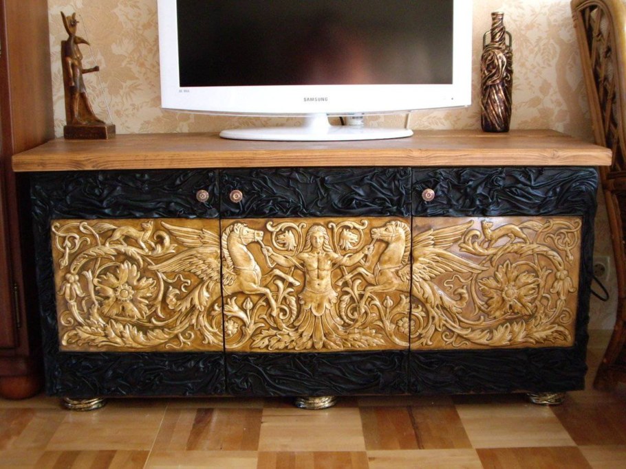 Декорирование старого комода