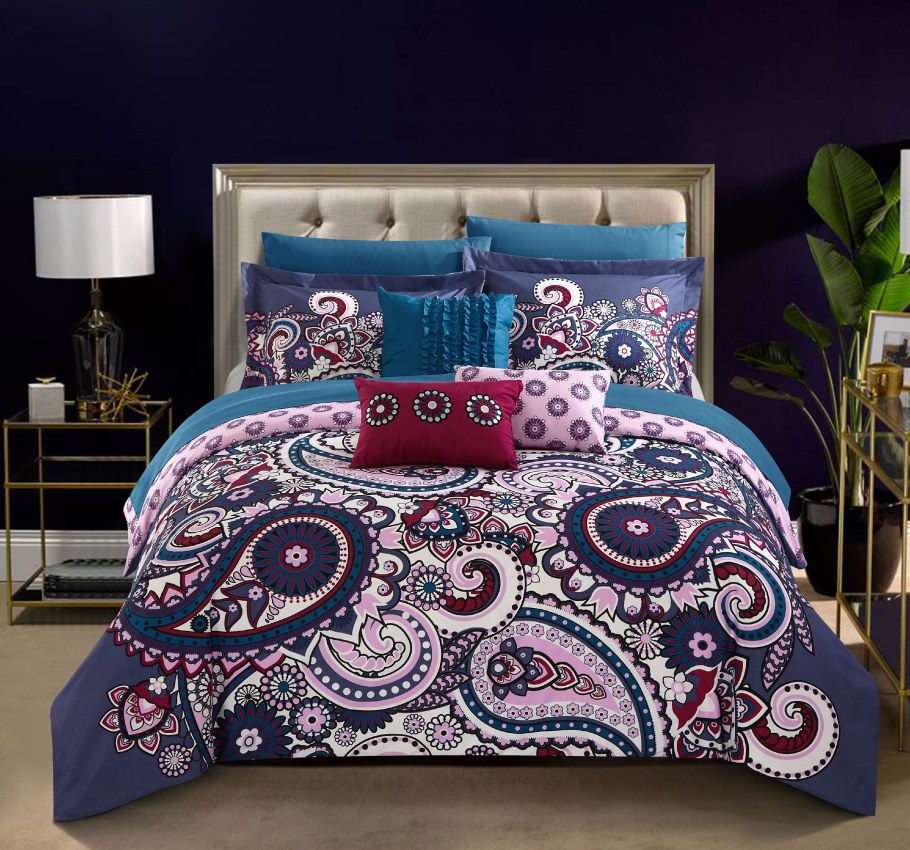 Постельное белье с орнаментом пейсли