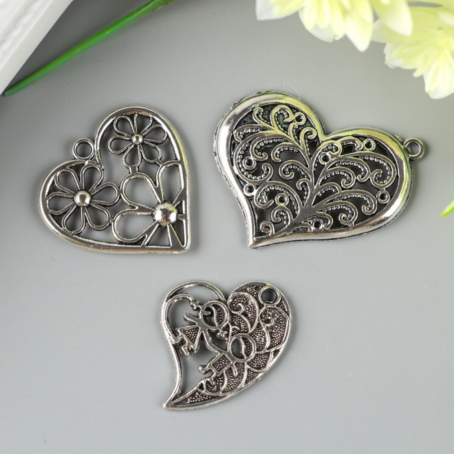 Металлический декор для дома