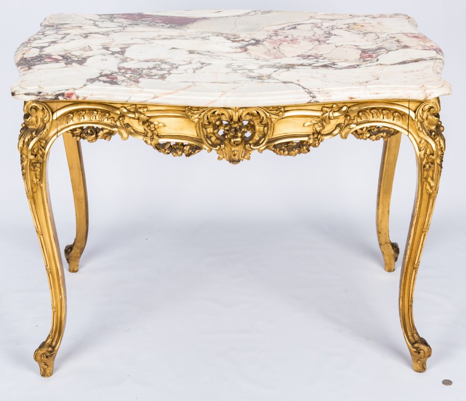 Кабриоль рококо