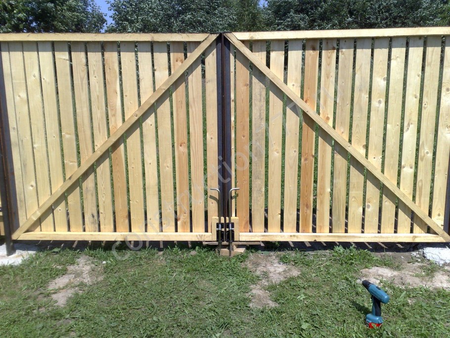 Каркас деревянных ворот