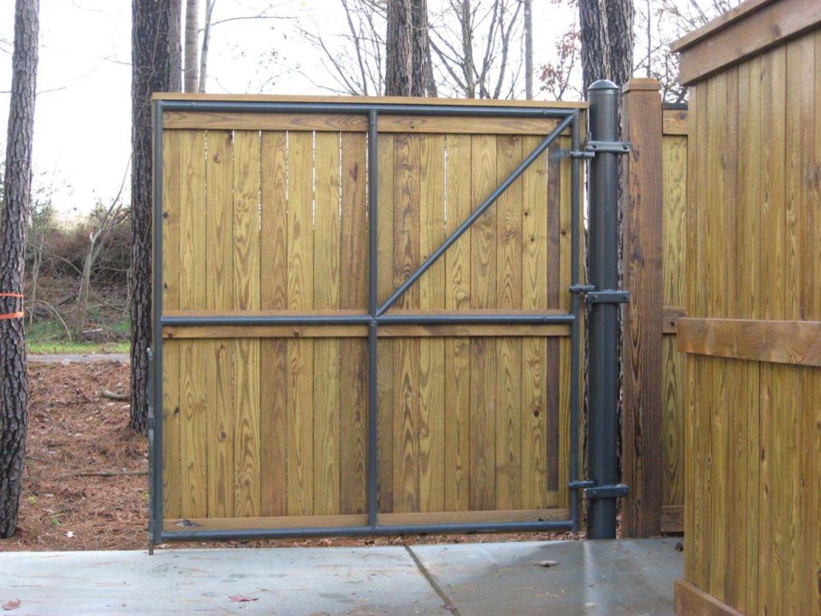 Калитка деревянная