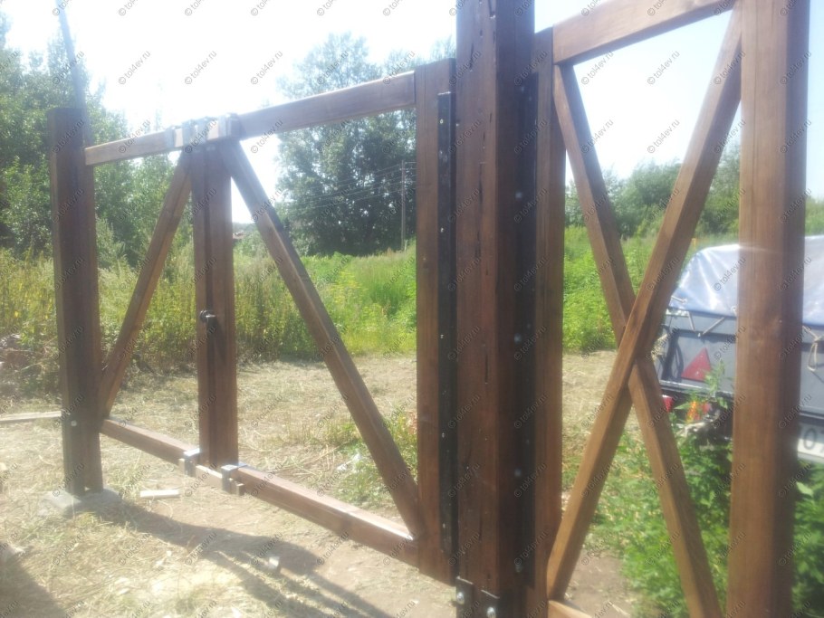 Каркас деревянных ворот