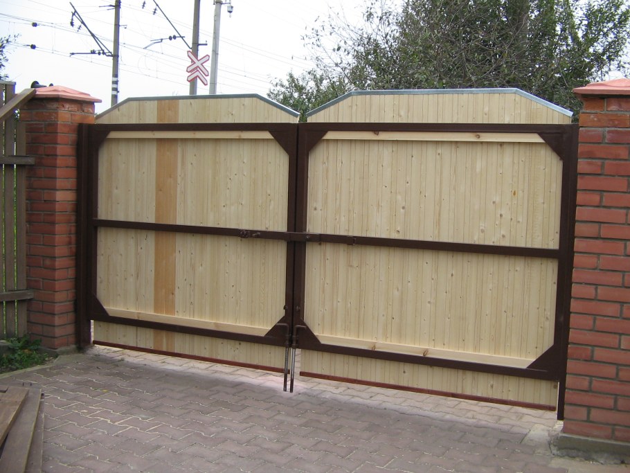 Каркас деревянных ворот