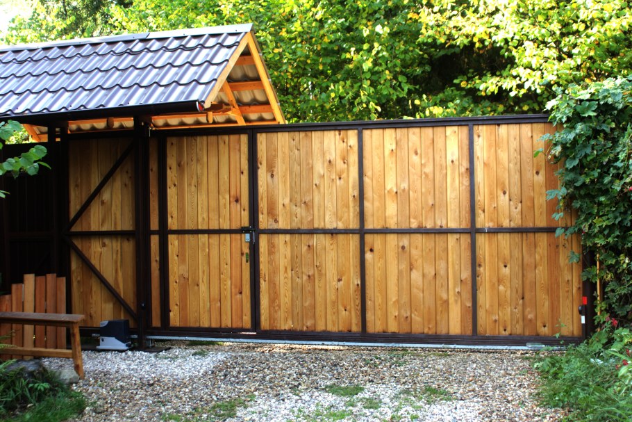 Раздвижные ворота для дачи