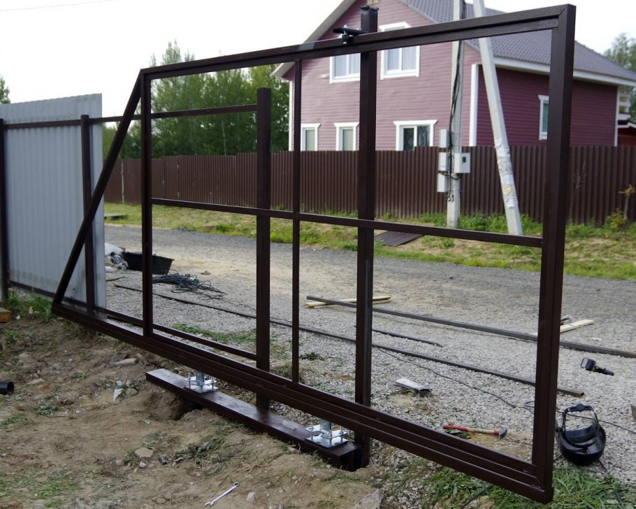 Деревянные ворота