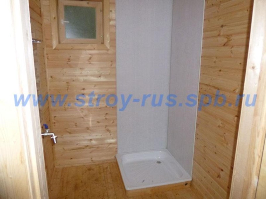 Душевая кабина в деревянном доме