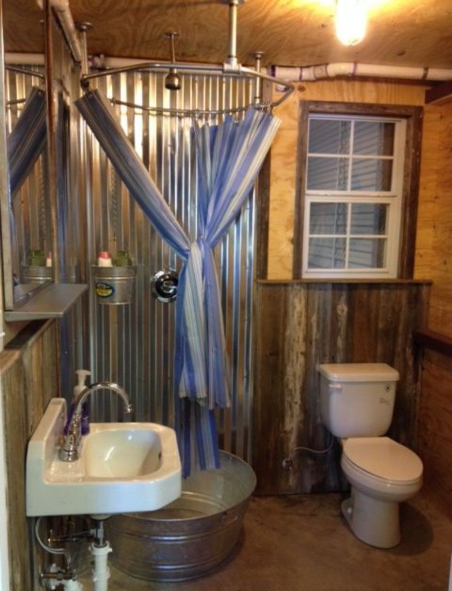 Душевая в дачном домике