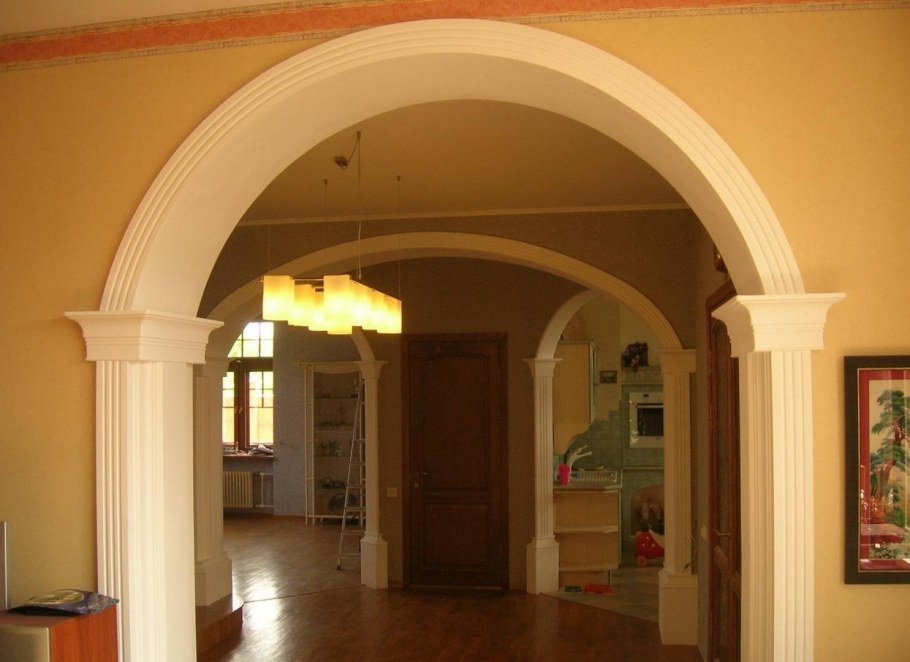 Арочный дверной проем