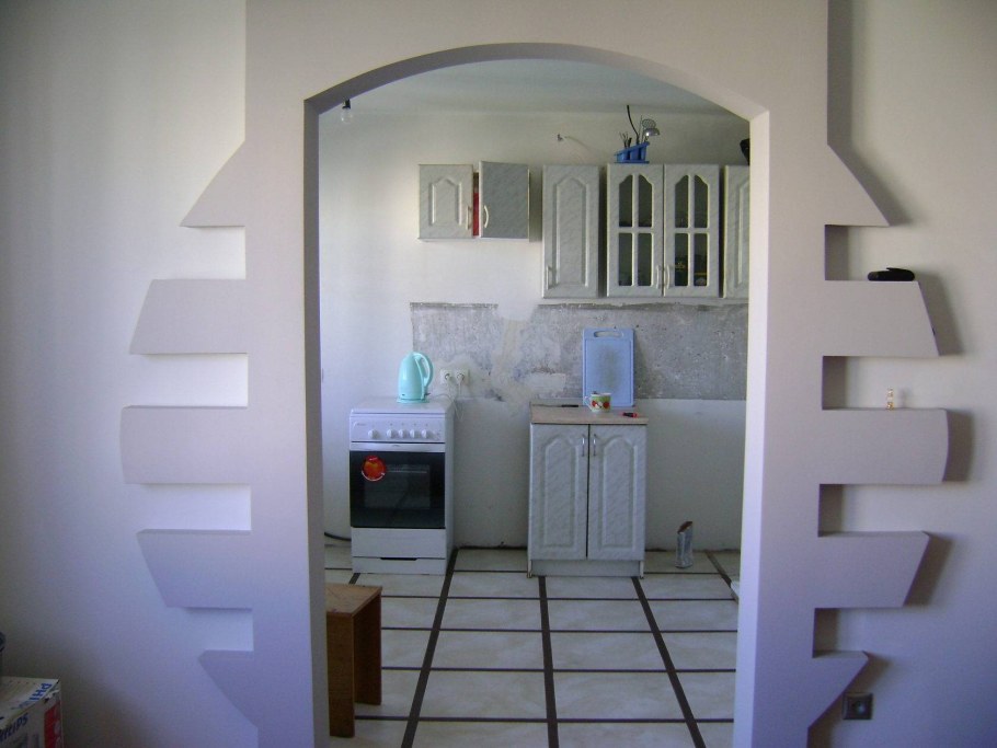 Тайская арка или полуарка в интерьере