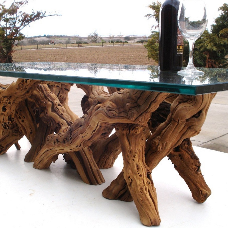 Стол из пня