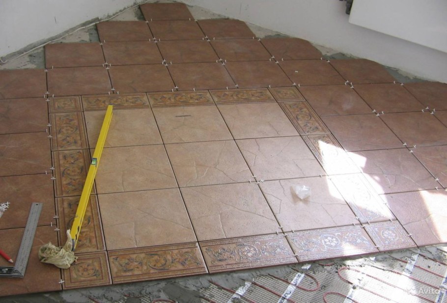 Укладка кафельной плитки
