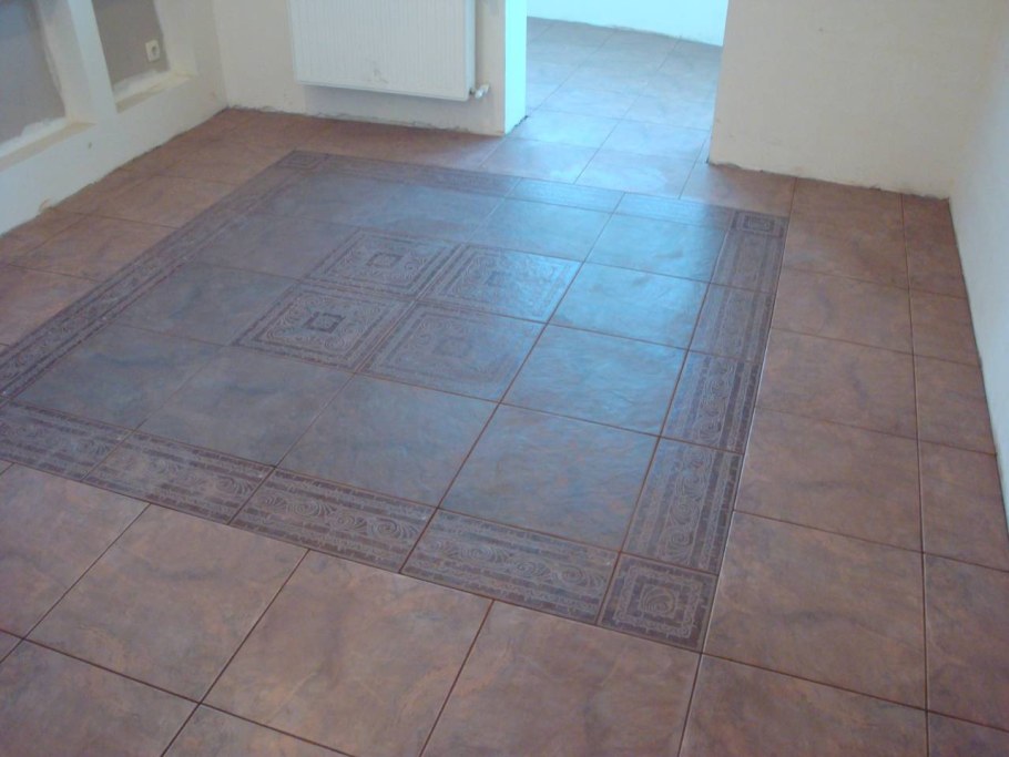 Укладка плитки на кухнемпол