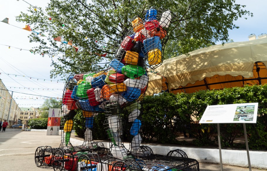 Пространство внутри Гостиного двора