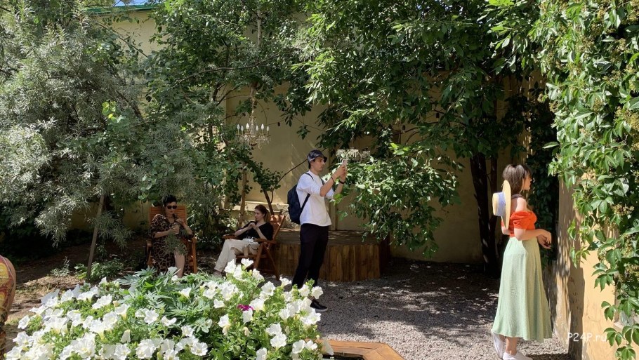 Пространство двор гостинки