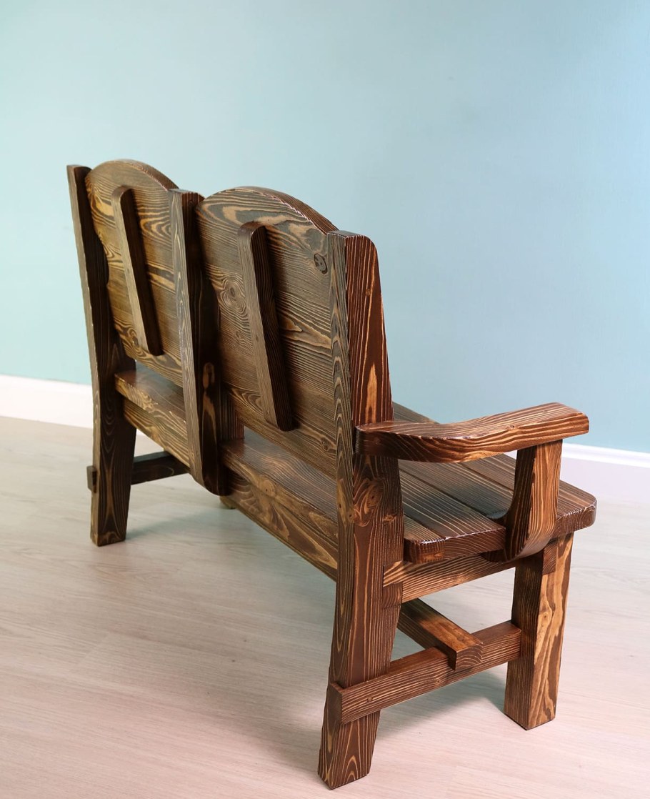 Кресло под старину