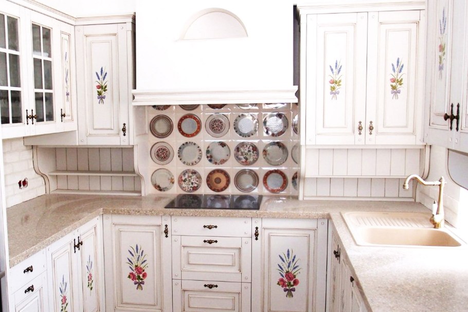 Декупаж кухонной мебели в стиле Прованс