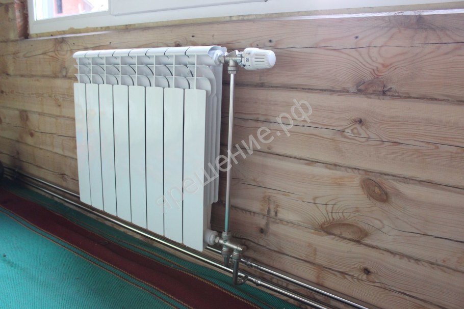 Батареи с подводкой снизу