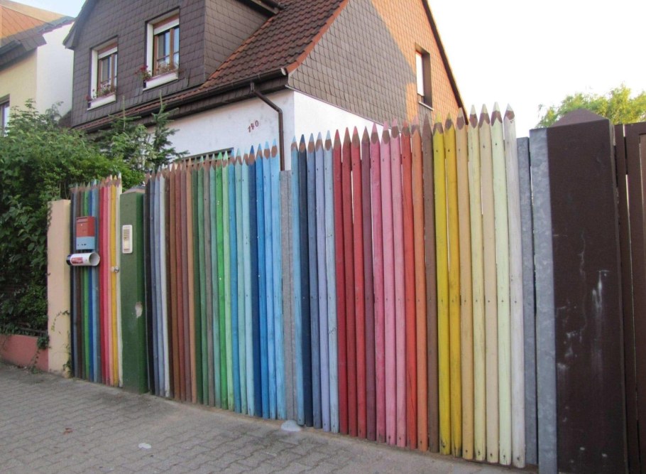 Цветной забор